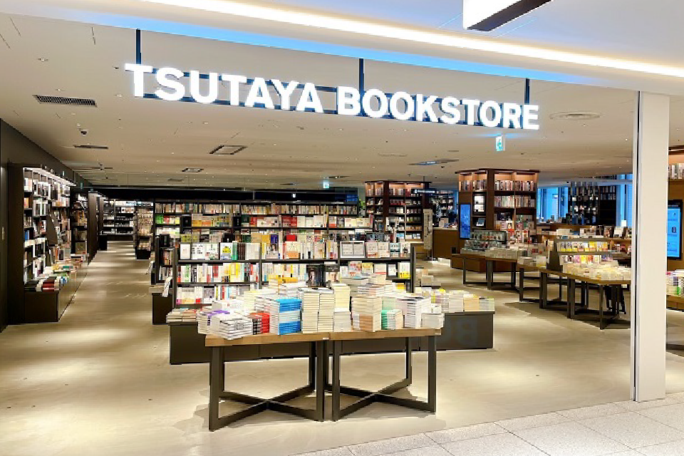 TSUTAYA BOOKSTORE MARUNOUCHI