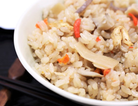 炊き込みご飯イメージ